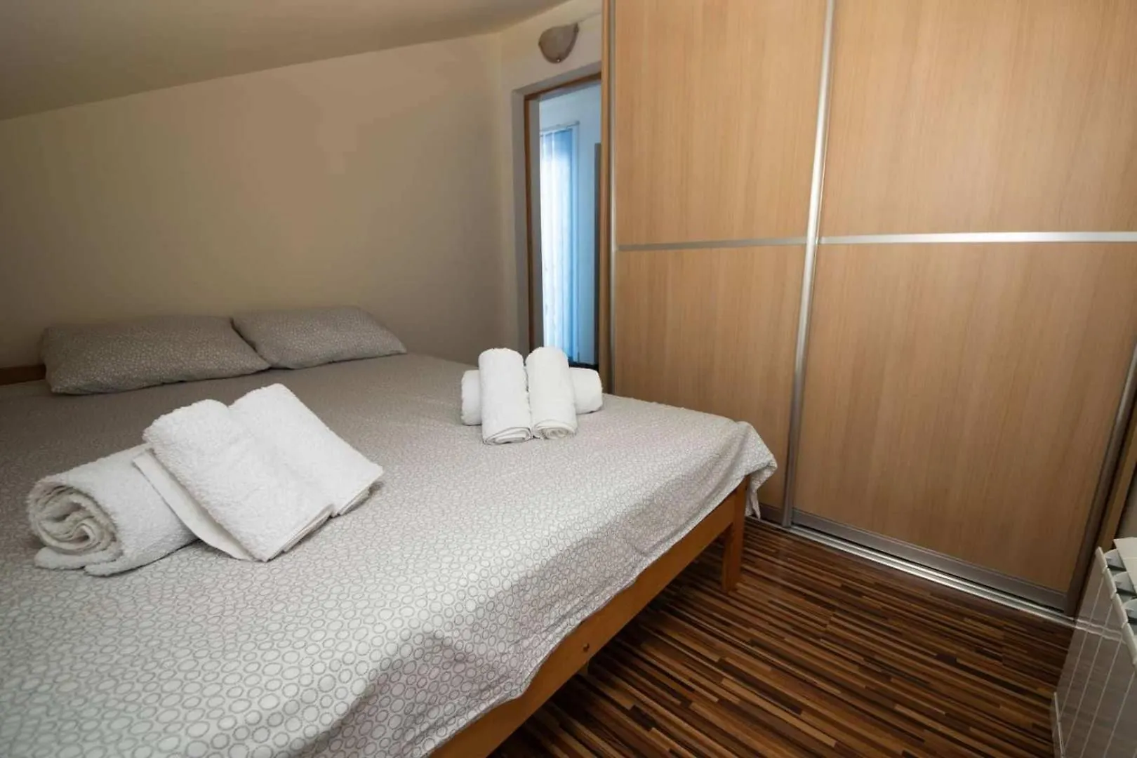 Family Friendly Apartments With A Swimming Pool Njivice, Krk - 21862