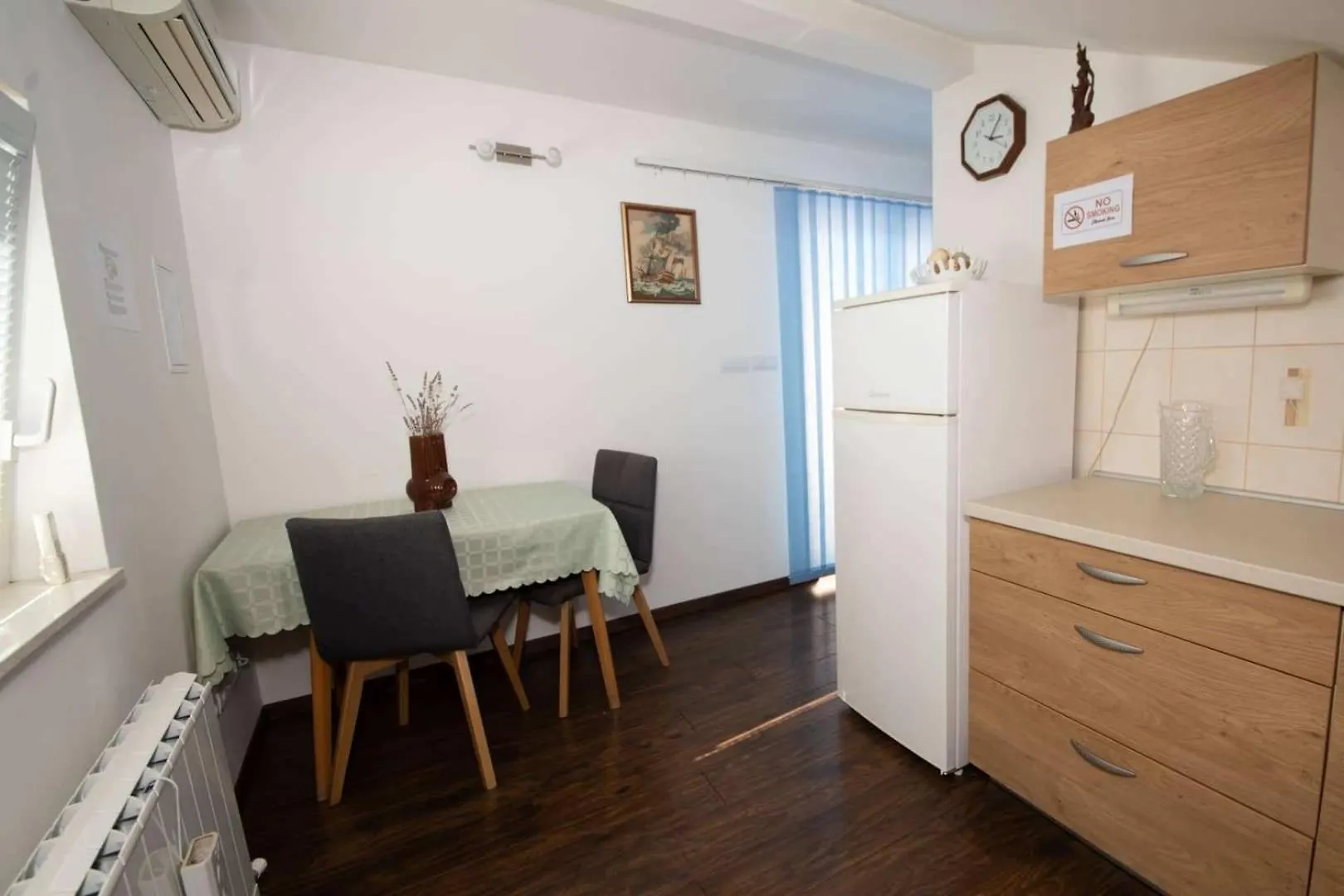 Family Friendly Apartments With A Swimming Pool Njivice, Krk - 21862 Njivice